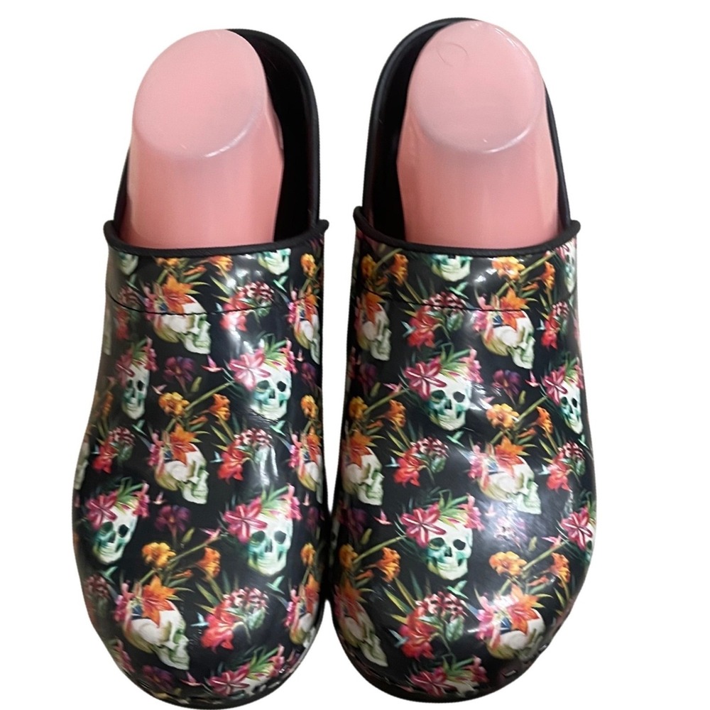 Bjork Swedish Comfort Floral Skull Professional Clogs Black EU 41 US 10.5-11
